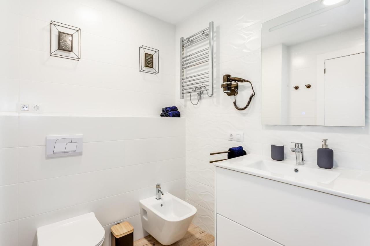 1 Bedroom Apartment Sea View In Center Of Marbella! ภายนอก รูปภาพ