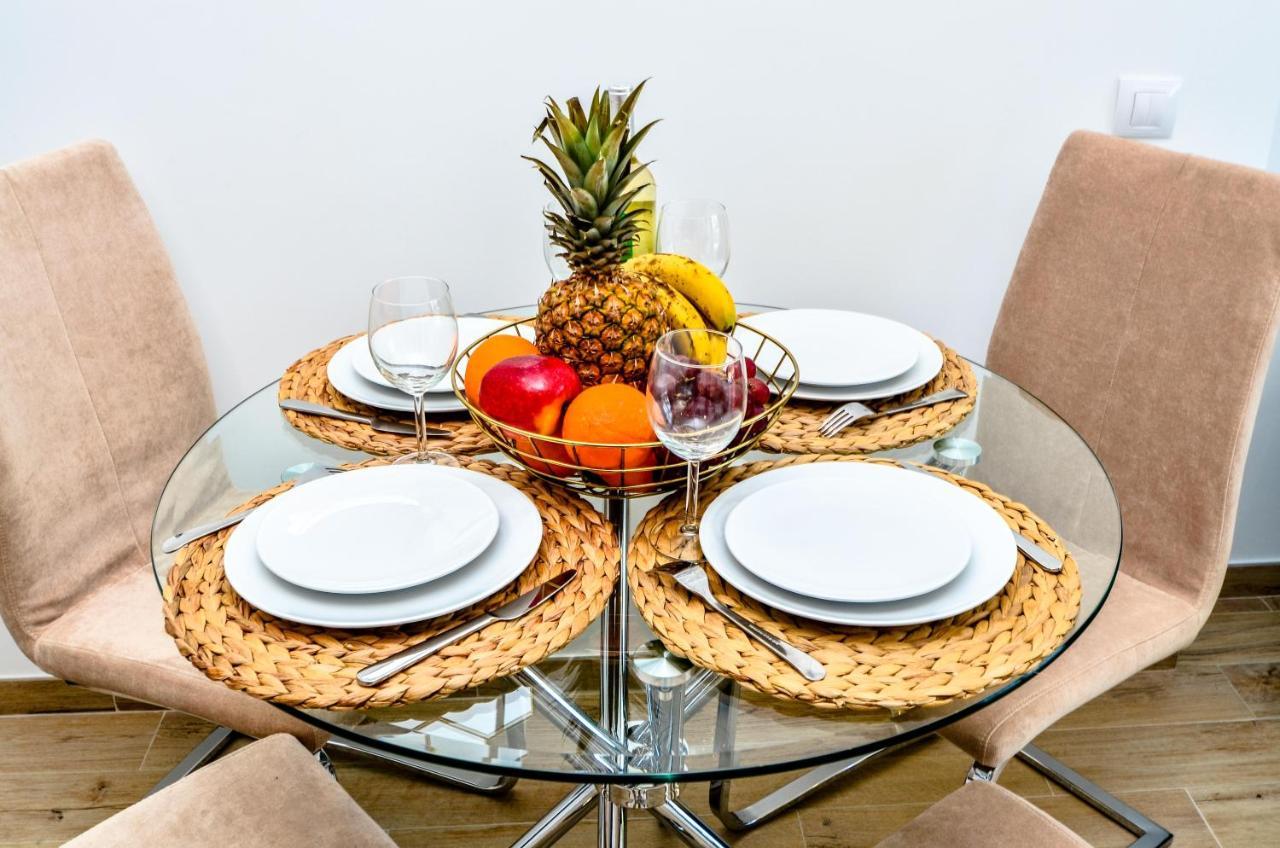 1 Bedroom Apartment Sea View In Center Of Marbella! ภายนอก รูปภาพ